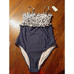 New Large Modihito One Piece Ruffled Shirred Swimsuit Bathing Suit Swimwear